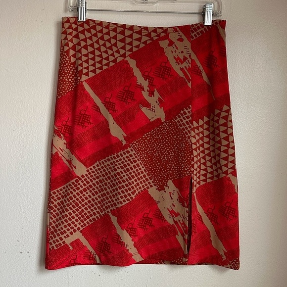 BCBG Maxazria Mini Skirt Red & Cream Oriental Graphic Print Stretchy Small - Picture 1 of 14